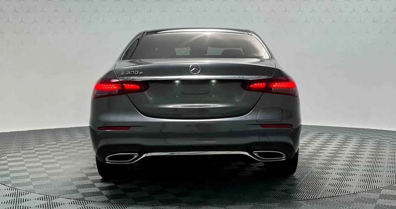 Mercedes-Benz Klasa E cena 299900 przebieg: 10, rok produkcji 2023 z Skała małe 67